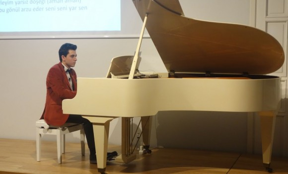 KİMSEYE ETMEM ŞİKAYET Enstrümantal Fon Müziği Turing Konseri PİYANO RESİTALİ Klasik Türk Müziği
