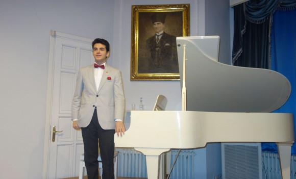 94 Turing Istanbul şarkıları Piyano 2